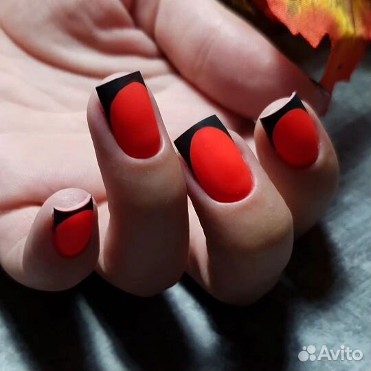 Маникюр, Педикюр