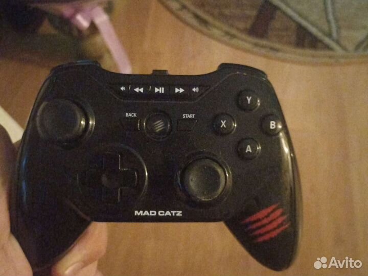 Геймпад для телефона