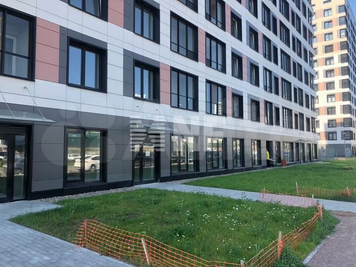 Среднерогатская ул., д. 13