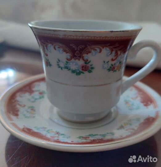 Кофейный фарфоровый сервиз