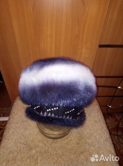 Шапка берет норковый