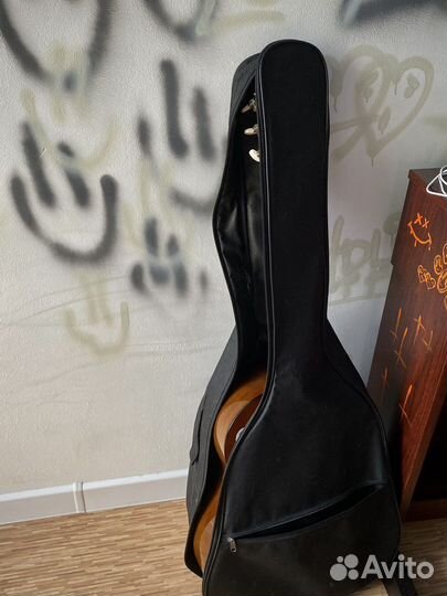 Гитара yamaha-C40