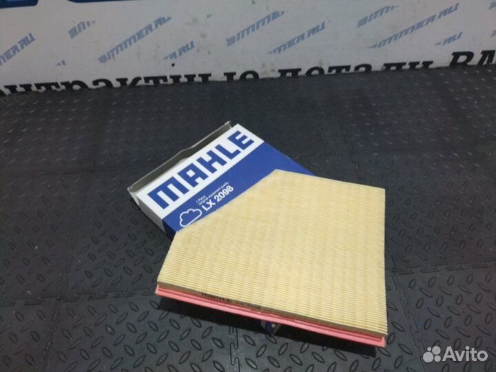 Воздушный фильтр правый Bmw X5 E70 N62B48