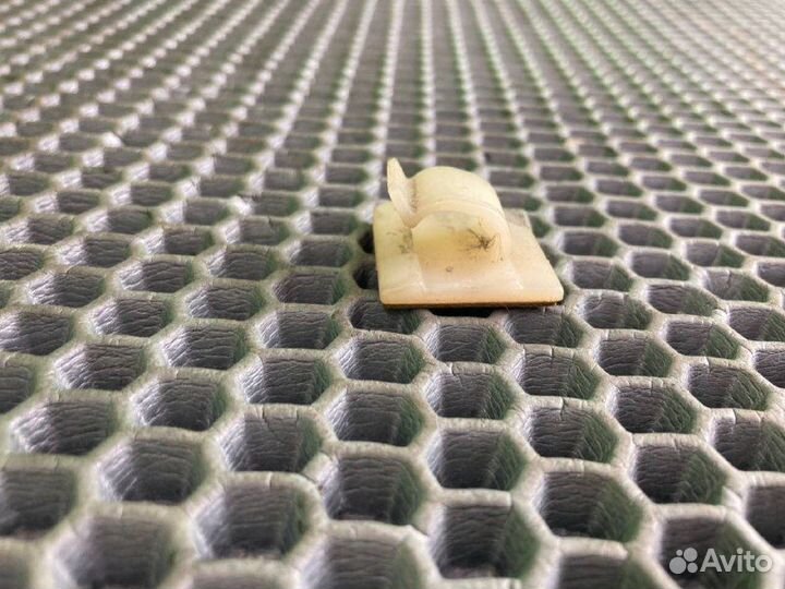 Зажим трубки DAF XF105