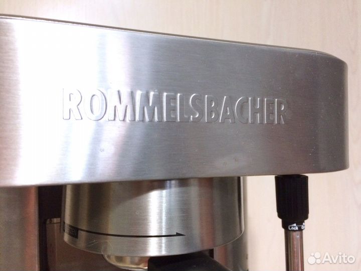 Кофеварка рожковая Rommelsbacher