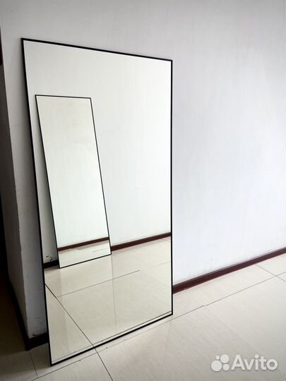 Зеркала в рамах под заказ