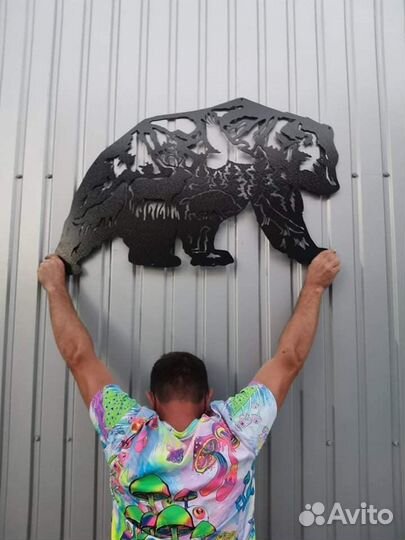 Картина из металла - тотем медведь