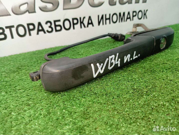 Ручка передней левой двери Volkswagen Passat B4