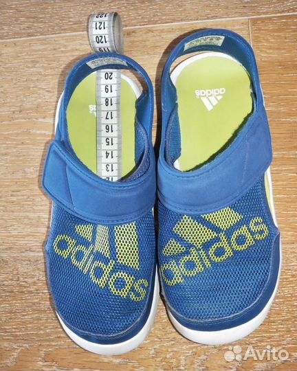 Сандали adidas 32