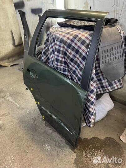 Дверь задняя правая LADA Niva travel