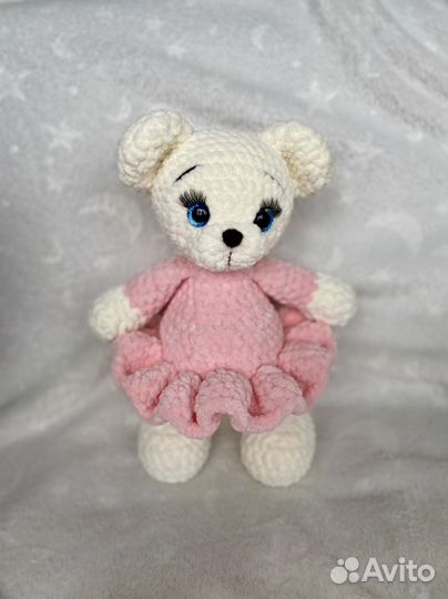 Мягкая вязаная игрушка ручной работы