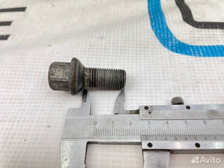 Болты колесные Mercedes-Benz B-Class W245 266.940