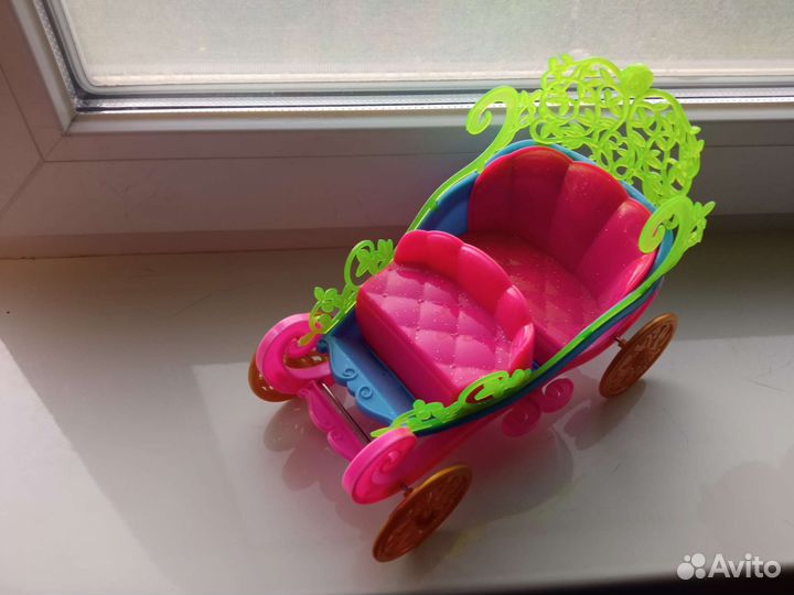 Карета для кукол