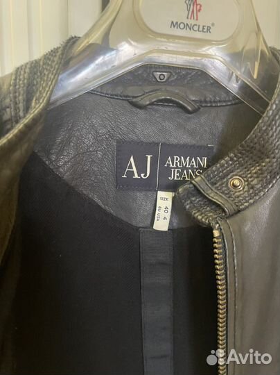 Кожаная куртка Armani Jeans Размер S