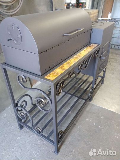 Мангал с крышкой и печью под казан