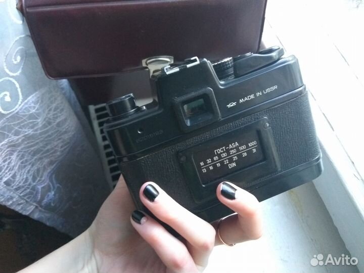 «Зенит-19» советский однообъективный зеркальный