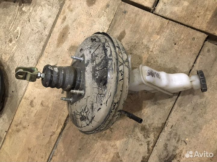 Вакуумный усилитель тормозов Hyundai Solaris