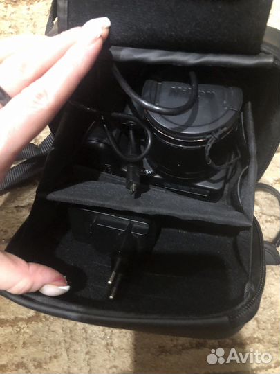 Цифровая видеокамера Nikon