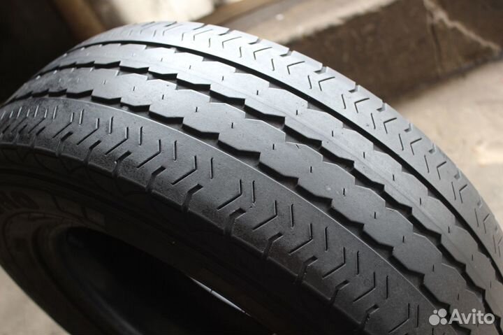 Pirelli Chrono 2 215/65 R15C 104T