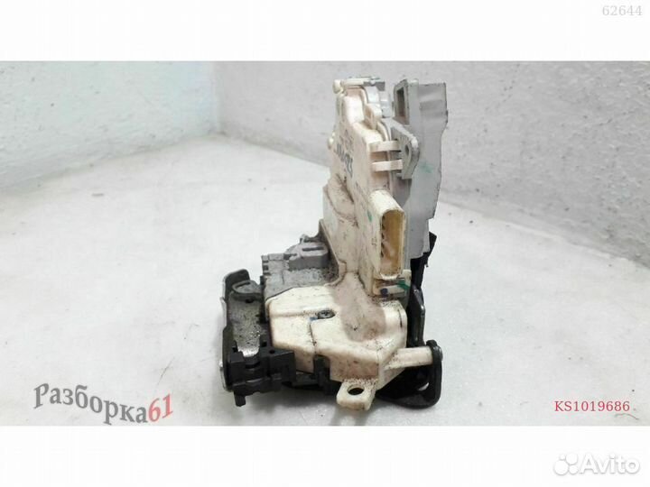 Замок двери audi A5 8T Задний правый