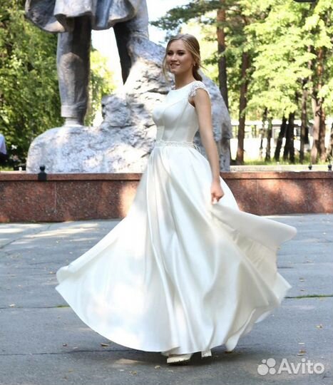 Платье свадебное