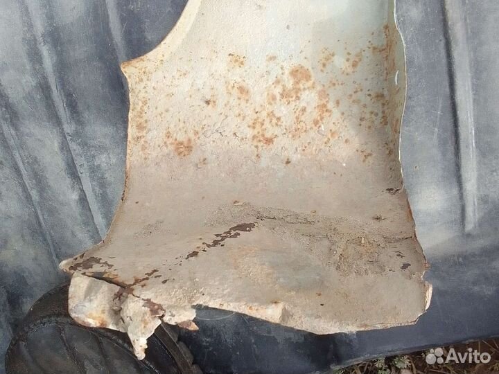 Крыло левое тойота приус 10