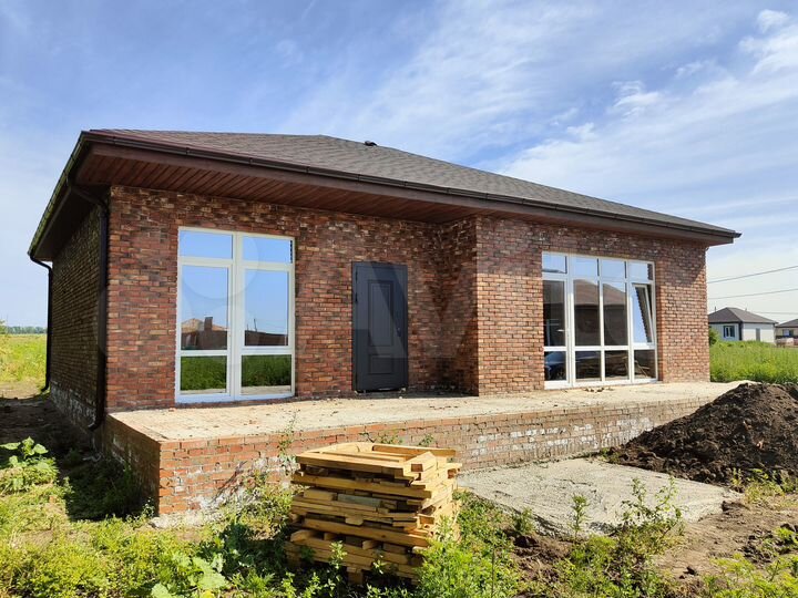 Дом 95 м² на участке 5 сот.