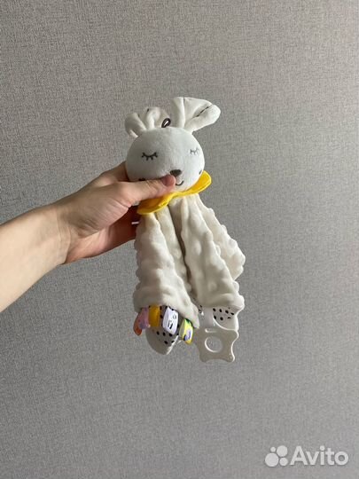 Игрушка сплюшка зайчик