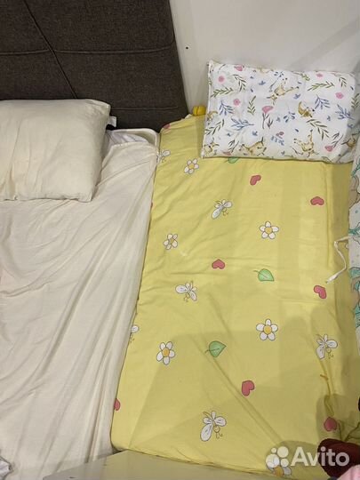 Кровать с маятником