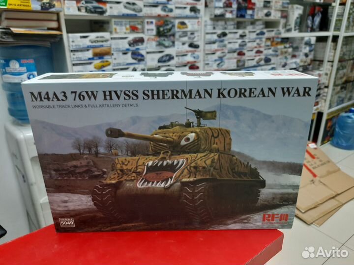 RM-5049 M4A3 76w hvss Sherman Korean war 1:35 RFM