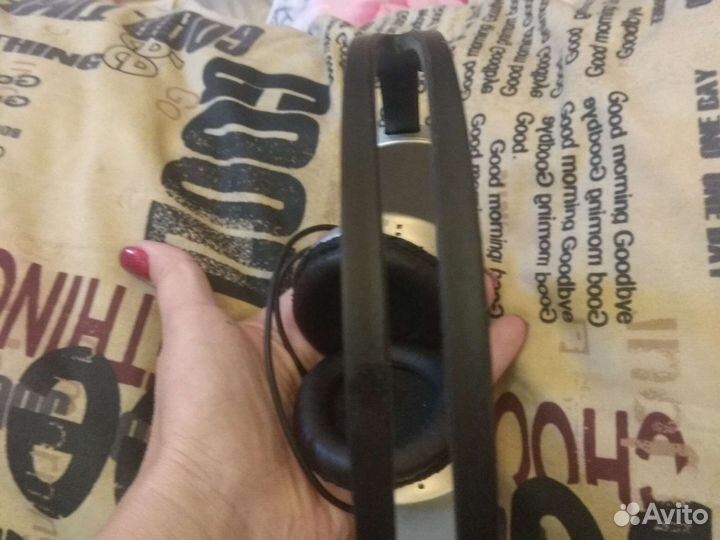 Проводные наушники coss ur 10