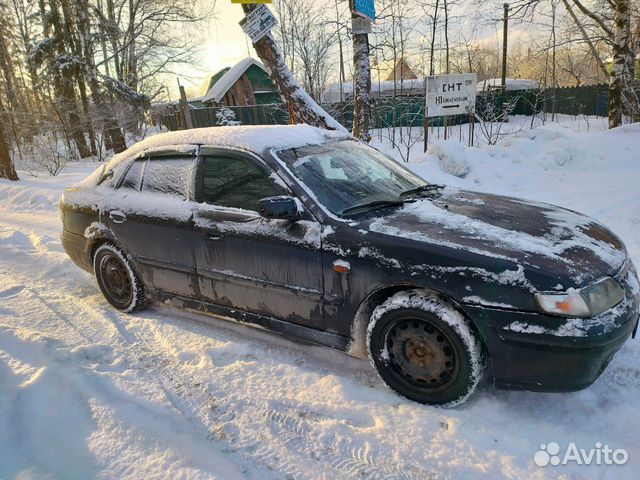 Автомобили на запчасти Мазда 626