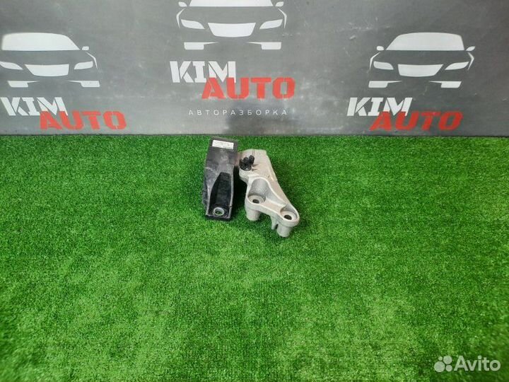 Опора двигателя (подушка двс) правая LADA X-Ray