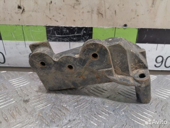 Кронштейн двигателя Opel Astra H