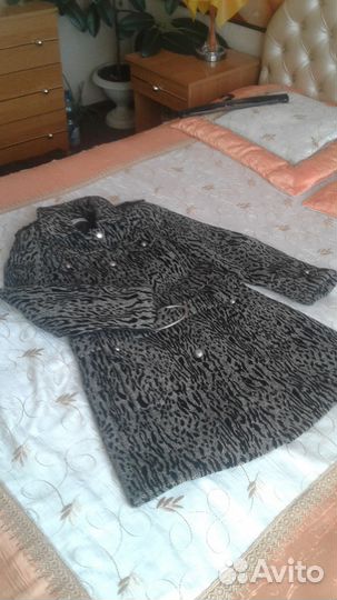 Пальто демисезонное