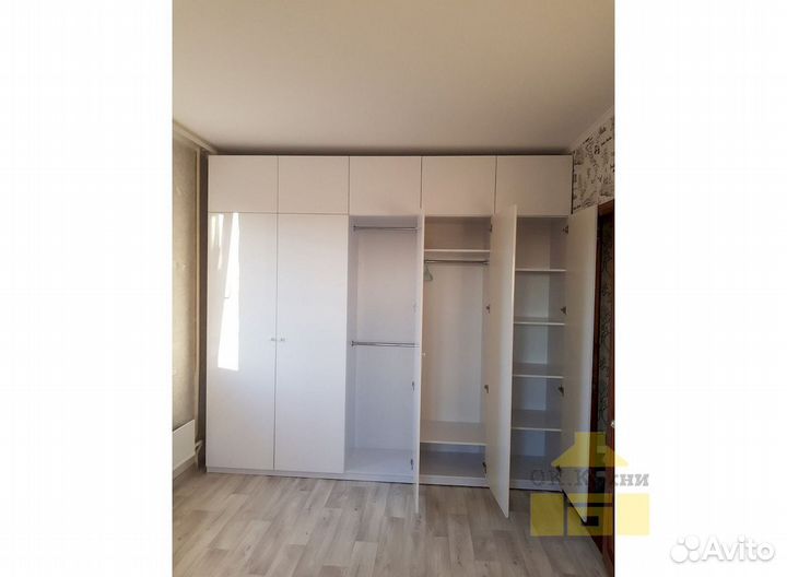 Шкаф купе с зеркалом