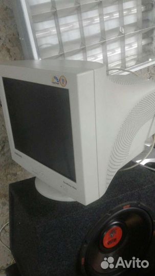 Монитор для компьютера бу