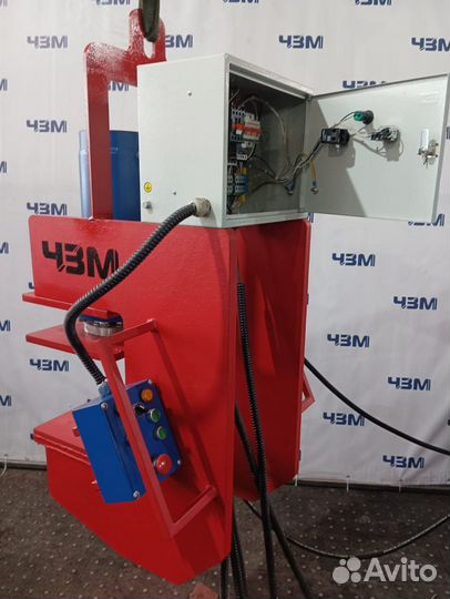 Гидравлический пресс-скоба для производства ферм