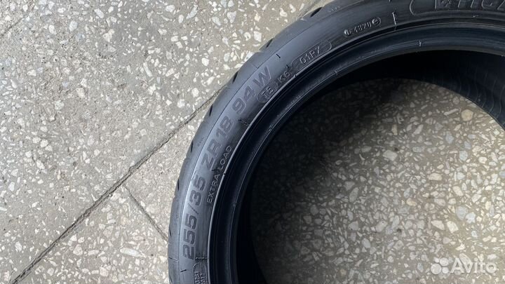 Tigar UHP Ultra High Performance 255/35 R18 94W