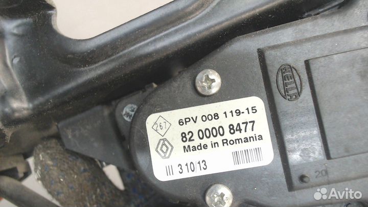 Педаль газа Opel Vivaro, 2013