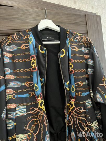 Бомбер zara