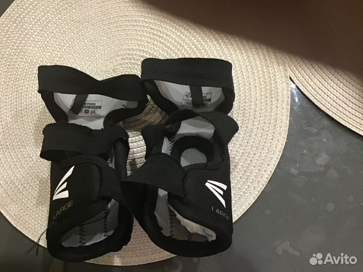 Налокотники хоккейные детские