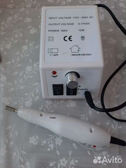 Машинки для маникюра разные