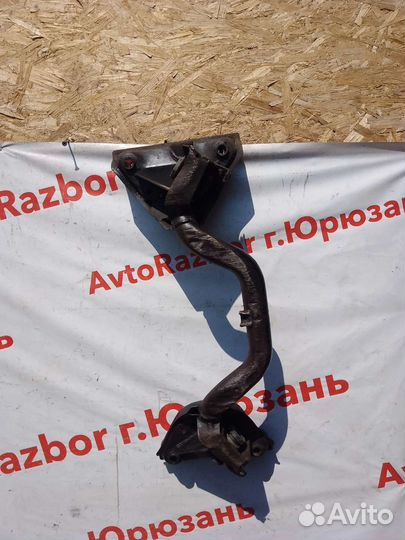 Балка передняя Nissan Vanette SK82