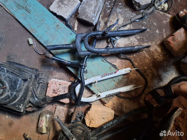 Запчасти на скоростной велосипеды