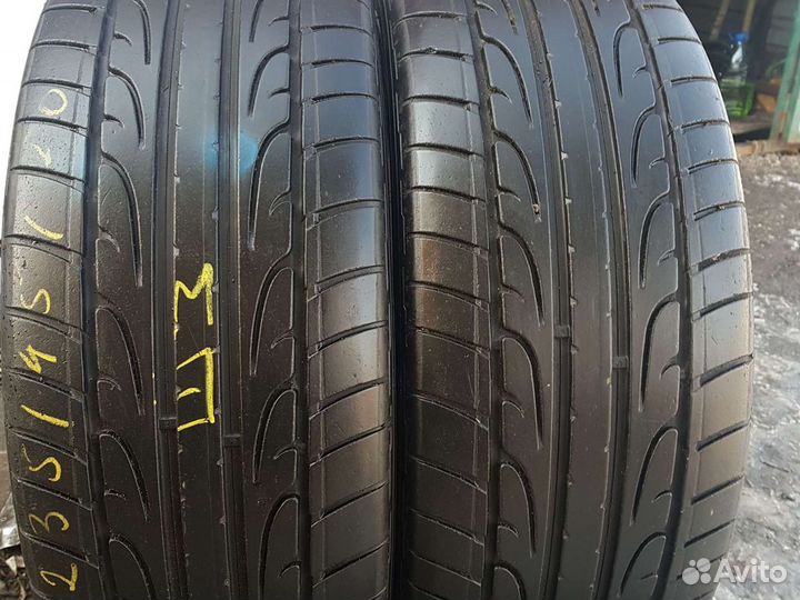 Dunlop Sport Maxx Race 235/45 R20