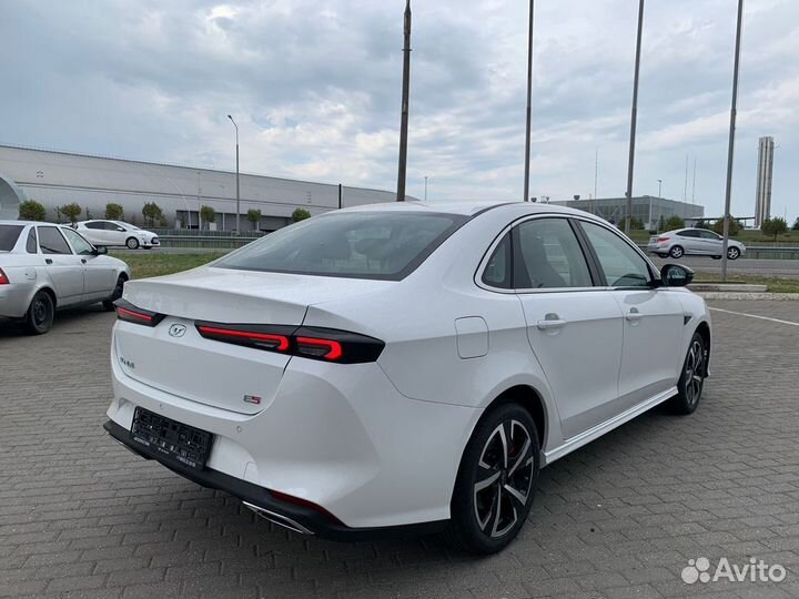 Kaiyi E5 1.5 CVT, 2023