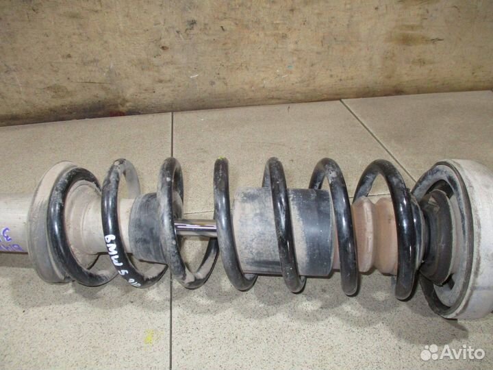 Пружина задняя BMW 5-Series (E60/E61)