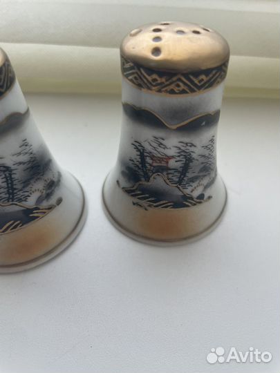 Винтажные солонка и перечница