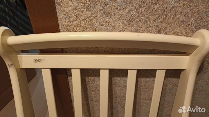 Детская кроватка с маятником и ящиком